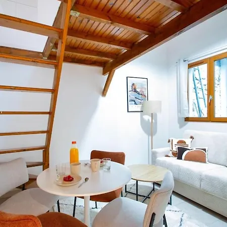 Avenue Philippe Auguste - Ii * Paris